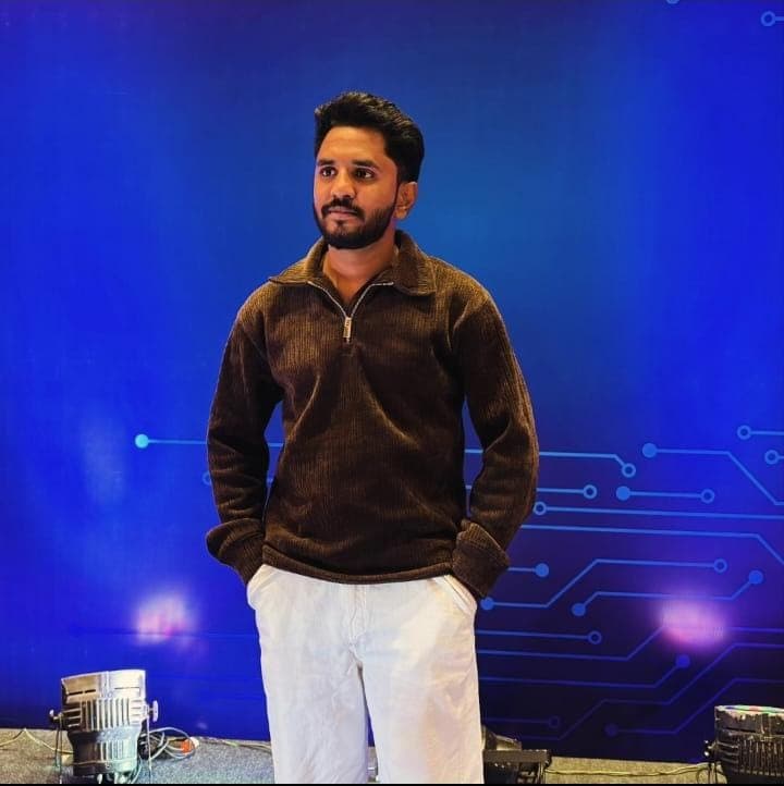 Vamshi Vorsu, founder of VAMSHI VORSU Financial services